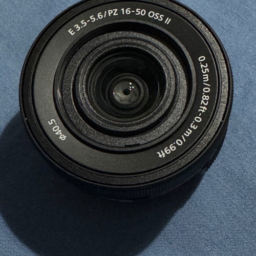 Sony 16–50mm f/3.5–5.6 OSS II lens like new