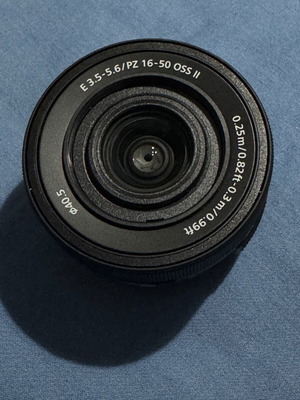 Sony 16–50mm f/3.5–5.6 OSS II lens like new