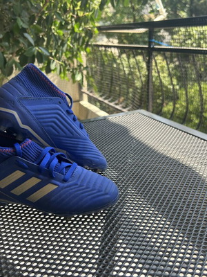 Adidas football shoes like new, size 31, blue