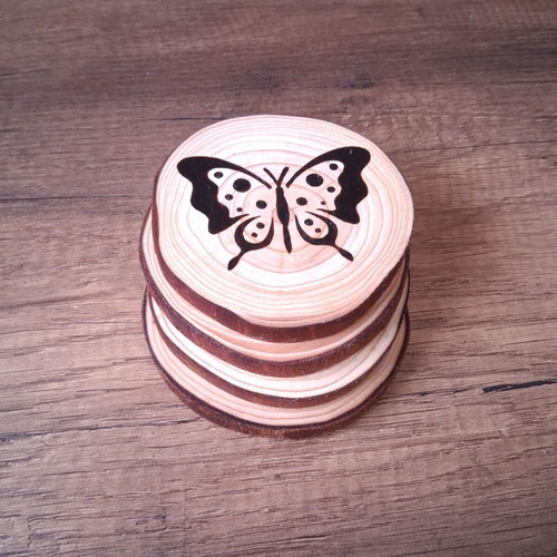 Handmade coasters with pyrography butterflies, new, wood slices 8-9 cm