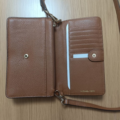 Michael Kors Jet Set Charm crossbody bag like new, vanilla