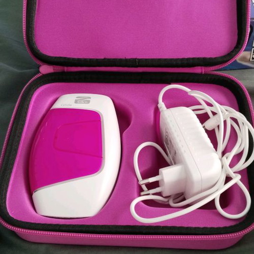 Hair removal device with Glide HPL technology 150000 pulses used, for dark skin