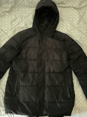 McKinley jacket like new, black and white, size 152 cm