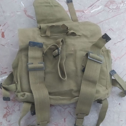 Authentic Greek Army Campaign Set with Canteen, Flask & Case like new