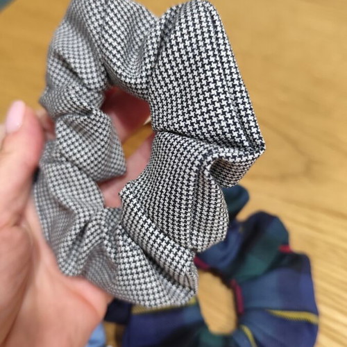 Scrunchies set of 5 made from quality cotton fabrics, multicolor