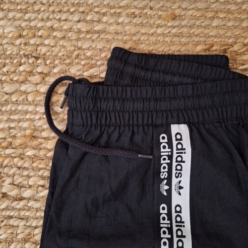 Adidas Originals women's tracksuit pants like new, black and white