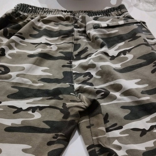 Medium army look sweatpants like new
