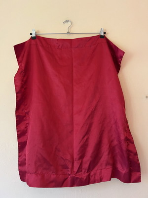 Satin red pillowcase 70x70 cm like new