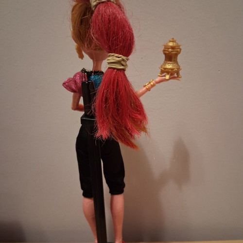 Monster High G1 Gigi Grant 13 Wishes doll like new