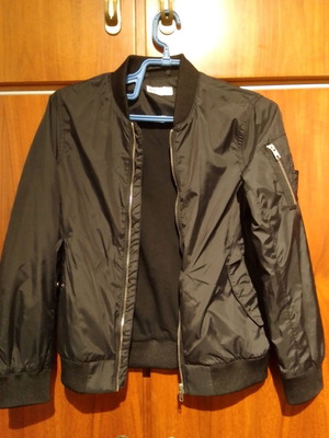 Παιδικό μπουφάν H&M μαύρο σαν καινούργιο για 7-8 ετών