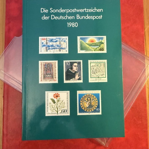 West Germany Official Annual Philatelic Yearbook Die Sonderpostwertzeichen 1980 like new