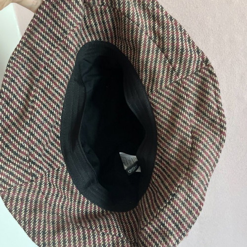 Skondras winter hat like new, multicolor, size 57