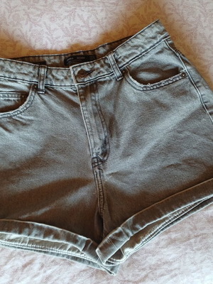 Jean shorts Bershka used, size 38, gray, high waist