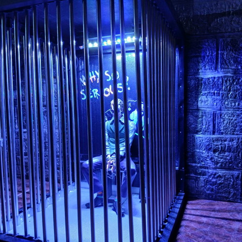 Joker Cage like new, handmade construction, wood and aluminum