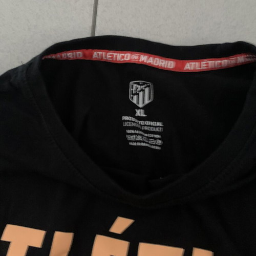Atletico T-shirts XL official and Nike kids, silicone bracelet set like new
