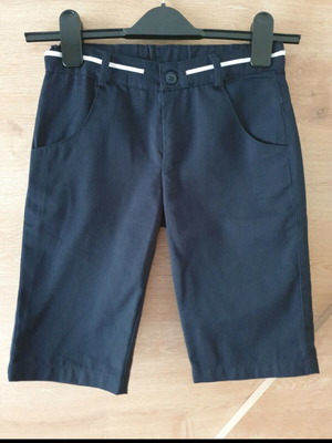 Βερμούδα παιδική σκούρο μπλε σαν καινούργιο, για 8 ετών