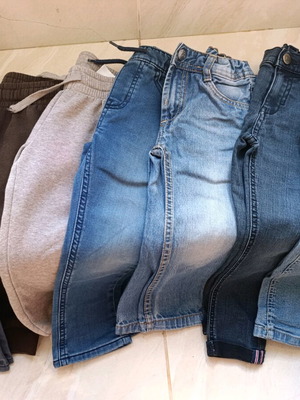 Παντελόνια για αγόρι σαν καινούργια, πακέτο 7 τεμαχίων, H&M και Orchestra 3-4 ετών