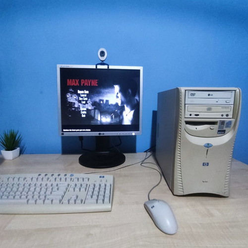 HP Brio desktop PC Pentium III 1GHz 512MB RAM 160GB HDD Windows XP