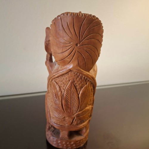 Handmade wooden idol of Indian deity, 5 cm