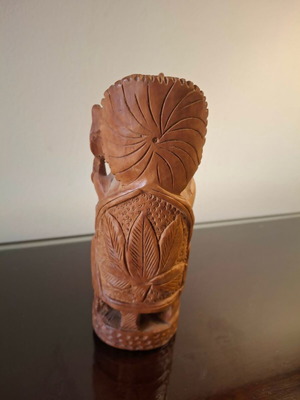 Handmade wooden idol of Indian deity, 5 cm