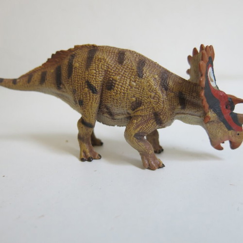 Regaliceratops dinosaur figure Collecta new (2017)