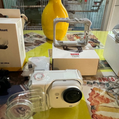 Insta360 Go Ultra camera like new with accessories