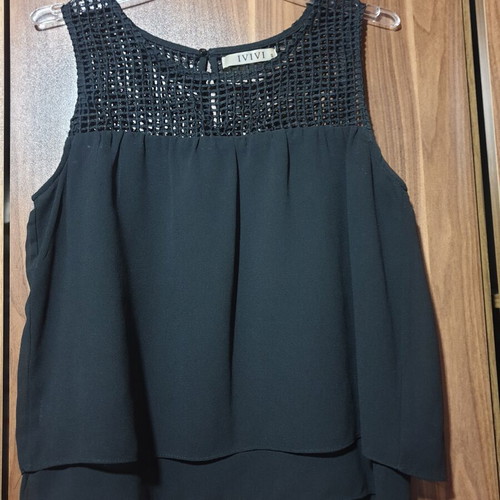 Ivivi black sleeveless blouse new, loose fit, size S