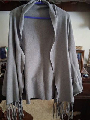 Poncho with sleeves gray like new