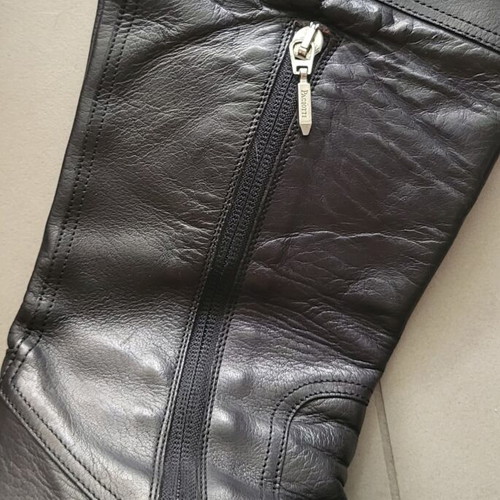 Cesare Paciotti vintage leather boots like new, black, size 37