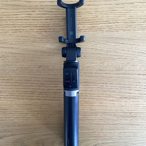 Huawei selfie stick and tripod with Bluetooth remote like new