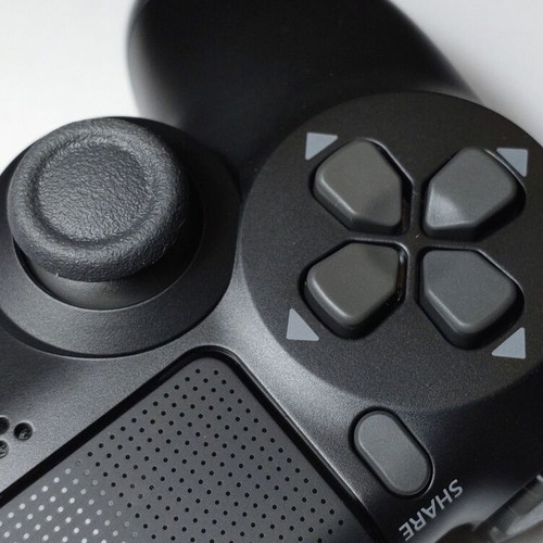 PS4 Slim 500GB console with camera V2