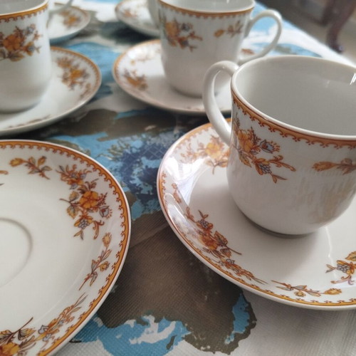 Serving set 27 pieces like new