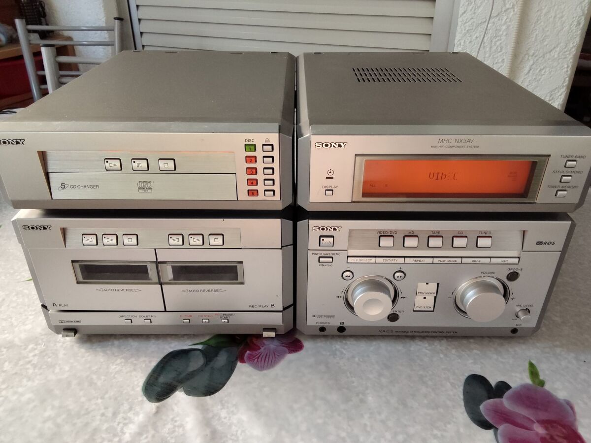 Sony MHC NX3 AV Mini HiFi system, used,… - € 125,00 - Vendora.cy