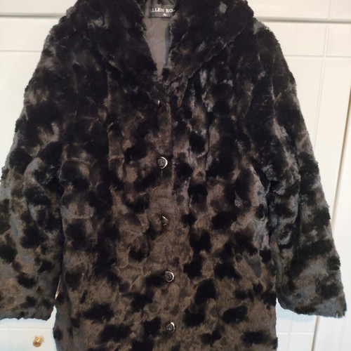 Celestino synthetic fur black XL like new with buttons and hood