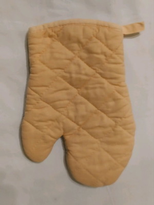 Kitchen glove like new
