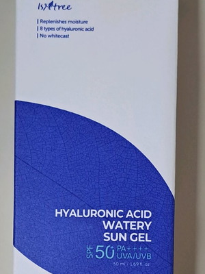Isntree Hyaluronic Acid Watery Sun Gel