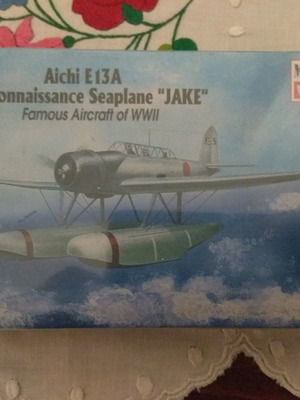 Aichi E13A model kit new, collectible