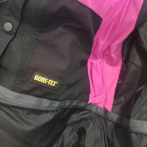 Nike ACG winter jacket size M used, Gore-Tex, black and pink