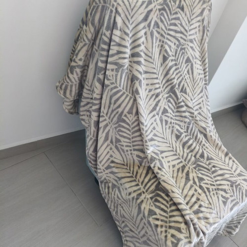 Velvet fleece sofa throw with tropical palm leaf design new