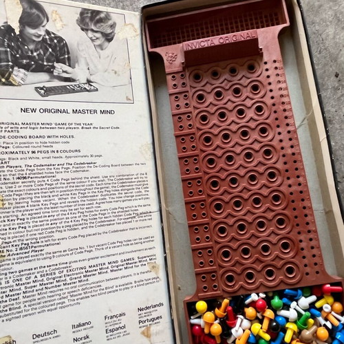 Master Mind 80s used board game