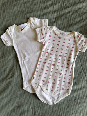 Petit Bateau baby bodysuits used, pack of two for 3-month girl