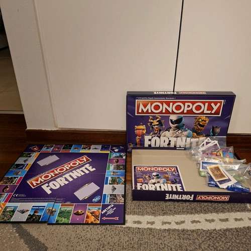 Monopoly Fortnite board game like new