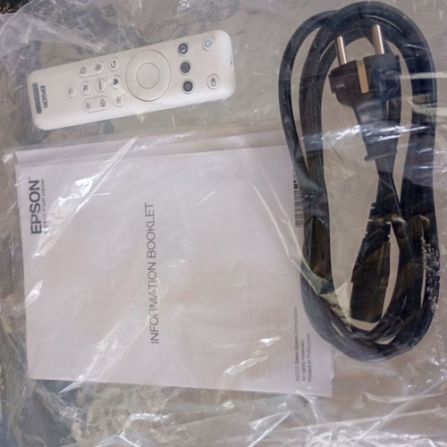 Epson CO-WO1 projector new