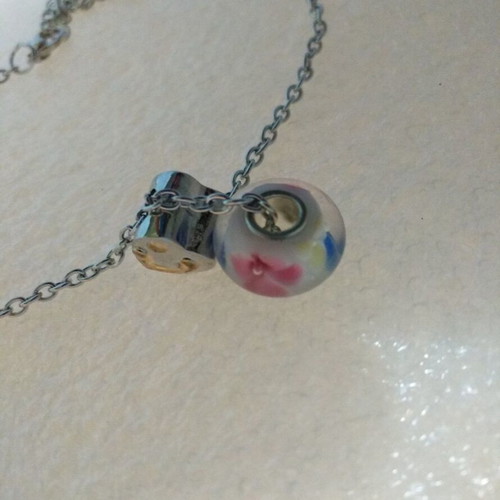 Mom Pendant Necklace with Murano Glass Bead like new
