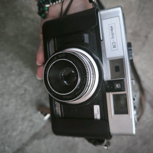 Dacora Electric-CR camera with Starblitz 160M flash used