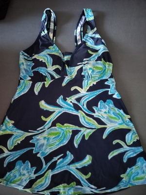 Tankini top with summer floral print, new, size M/L