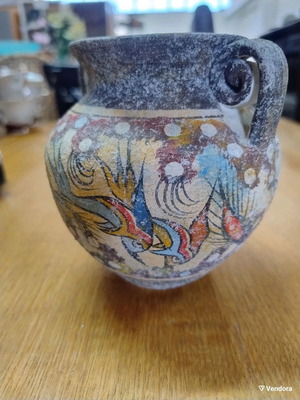 Handmade Vase Amphora from Crete with Minoan Designs, Like New