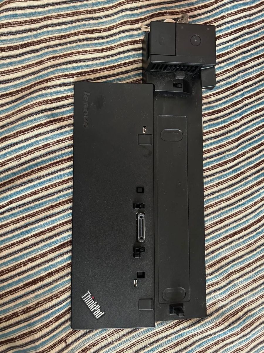 Lenovo ThinkPad Ultra Docking station 40A2… - € 30,00 - Vendora