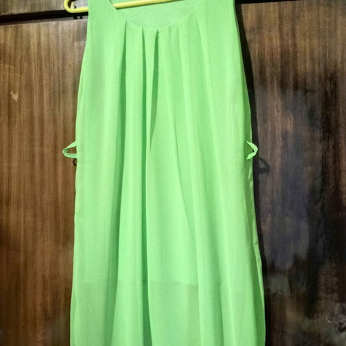 H&M airy green mini dress with belt loops