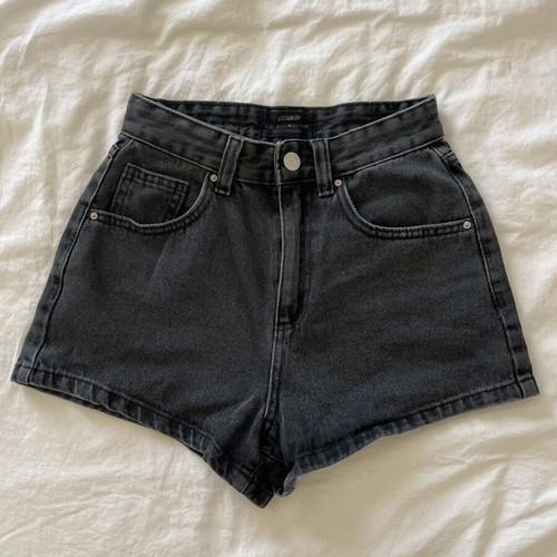 Cotton-On high-waisted mom denim shorts, size 34